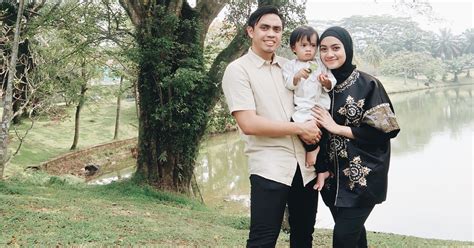 Seorang anak lelaki biasanya merasakan kesukaran dalam menampilkan rasa perhatian dan kasih sayang. 20 Petua Untuk Mendapatkan Keluarga Yang Bahagia Menurut ...