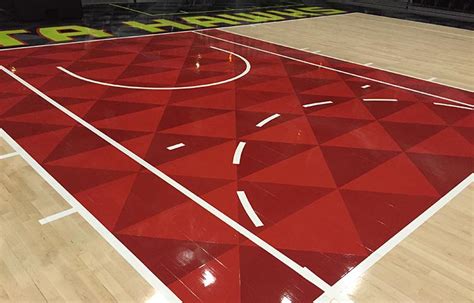 You can see the list of players in the squad, head coach and upcoming matches. Here are the first photos of our new court: on.nba.com ...
