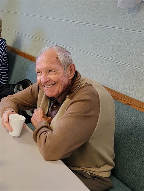 Remembering Richard Andrew McClanahan | Obituaries | Maryville Memorial