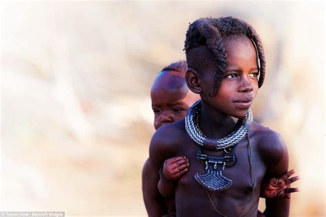 Namibias Himba Tribe Pictured In Stunning Images