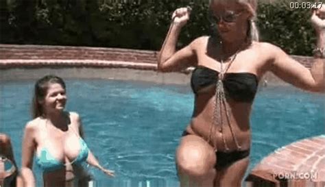 Adorable Busty Milfs Hardcore Action With Mature Pornstars Page 17