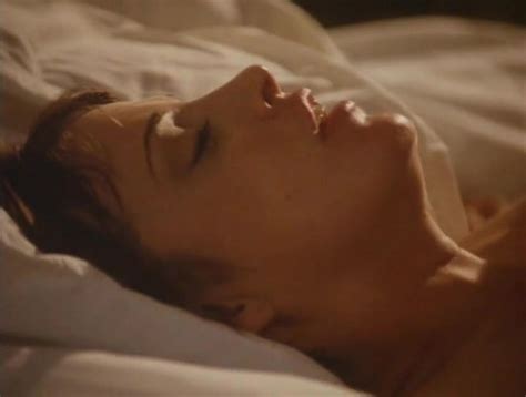 Nude Video Celebs Jennifer Rubin Nude Stranger By Night 1994