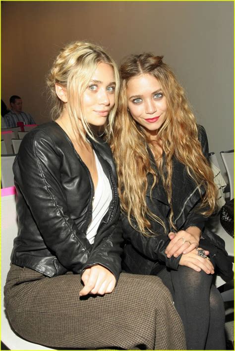 Olsen Twins Fashion Photo 225681 Ashley Olsen Mary Kate Olsen