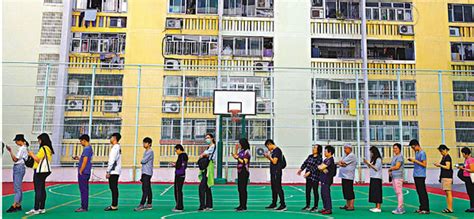 政府已向參與「疫苗資助計劃」的醫生額外分配減活噴鼻式流感疫苗及滅活注射式流感疫苗，以供合資格香港居民接種。 請按此了解更多。 請瀏覽 2020年 12月18日／12月3日／10月22日的相關新聞公報。 陳帆：明年7月起發放輪候公屋津貼 - 香港 - 香港文匯網