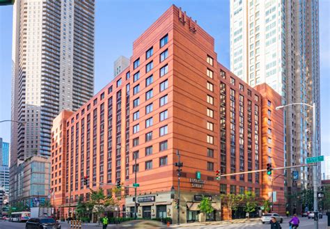 Embassy Suites Chicago Downtown And Hilton Garden Inn Magnificent Mile