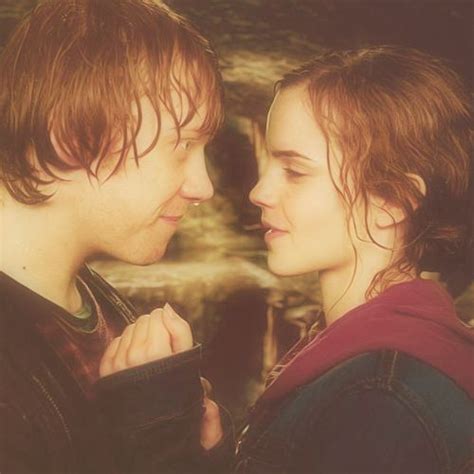 A True Gryffindor S Fandom Blog Ron And Hermione Harry Potter Love