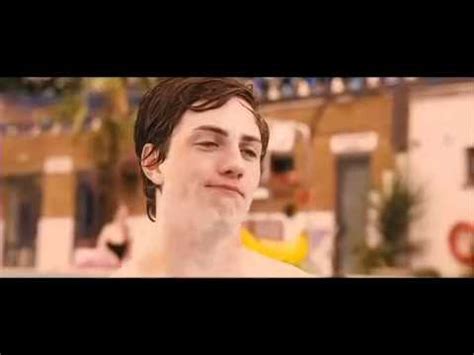 Angus Thongs And Perfect Snogging Pool Scene Youtube