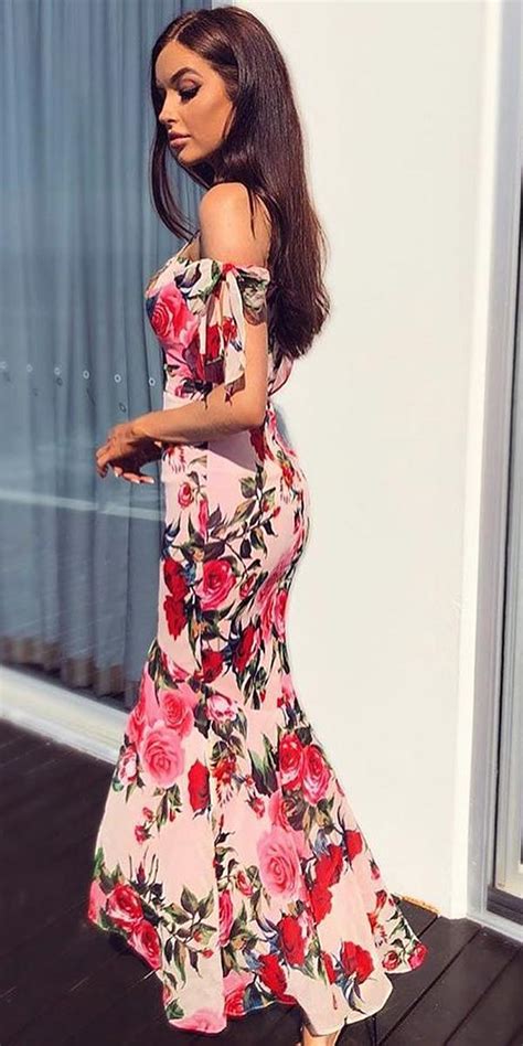 Finding wedding guest dresses can be quite a daunting and time consuming task. 18 Chic Summer Wedding Guest Dresses | Wedding Dresses Guide