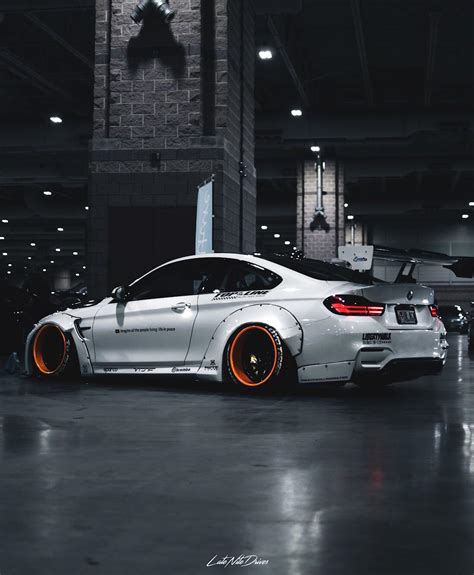 Liberty Walk Bmw M4 Rstance