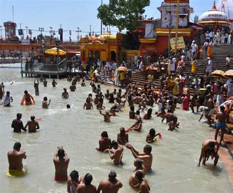 Haridwar Kumbh Mela 2021 11 साल के अंतराल में आए दिव्य कुंभ ने भव्यता के साथ लिया विराम
