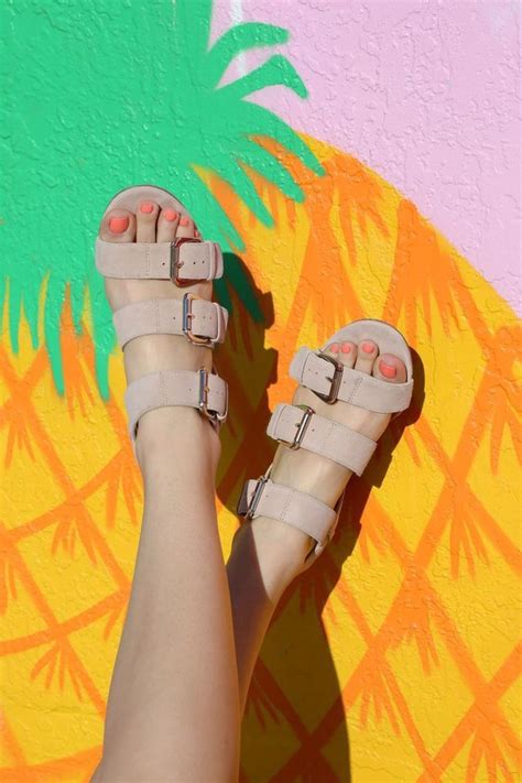 pinterest nadiva ♡ fashion sole society sandals pretty shoes