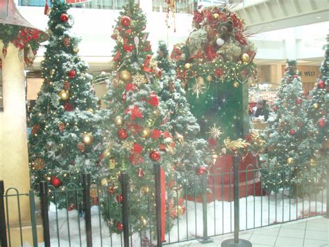Santa Arrives At South Shore Plaza This Friday Braintree Ma Patch