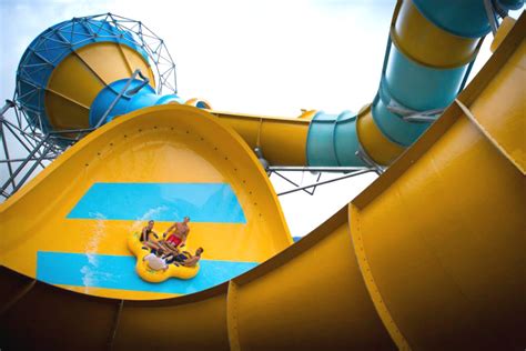 Splash And Slide Best Waterparks In The U S Huffpost