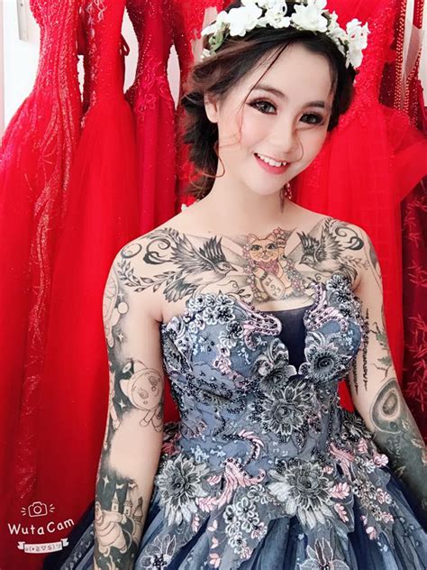 Người ép xe thượng úy cảnh sát dương. Chuyện đằng sau bức ảnh thiếu nữ diện váy cưới khoe hình ...