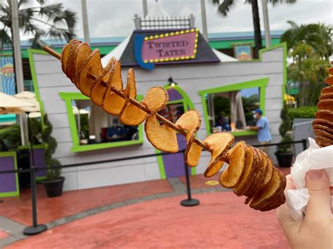 Review Beetlejuice Themed Twisted Tater Booth Brings The Classic Snack