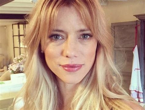 Tras una semana siendo portada y con los ojos de los fotógrafos encima, la flamante pareja dejó de esconderse y se muestran juntos y felices. Haceinstantes: Nicole Neumann redobló la apuesta y publicó ...