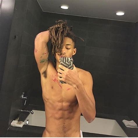Jaden Smith Shows Off His Pack Abs In Sizzling Shirtless Selfie