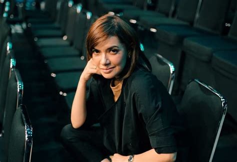 Najwa Shihab Terpilih Sebagai Wanita Paling Dikagumi Di Indonesia Geser Susi Pudjiastuti Dalam