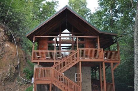 Maybe you would like to learn more about one of these? 11 Black Bear Cabins Tn in 2020 | Cabin, Bear cabin, Log ...