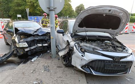 Kolejny Wypadek W Tym Samym Miejscu Zderzenie Toyoty I Audi