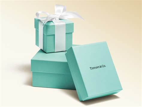 tiffany blue box takes pride of place in mother s day campaign professional jeweler usa