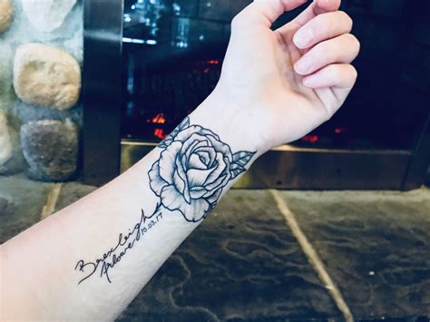 Mother daughter tattoos are often more endearing and heartwarming. Tattoo for my daughter. | Tattoos, Geometric tattoo ...