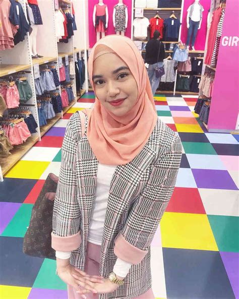 Anggun cantika live kutuwates sleman. 10 Gaya Felicia Angelica Kakak Amanda Manopo yang Gak ...