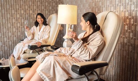 The 15 Best Spas In Chicago In 2022 Purewow