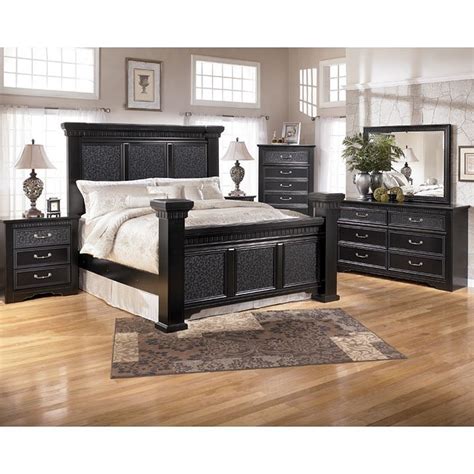 Do you live in picturesque new england? Cavallino Mansion Bedroom Set Signature Design by Ashley Furniture | FurniturePick