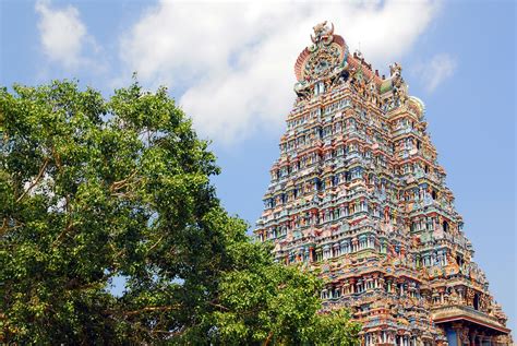 The Must Visit Masterpieces Of Temple Architecture In South India