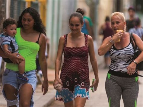 mujeres en cuba