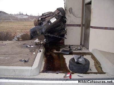 Nikki catsouras accident scene photo. All The Fun Facts....: Nikki Catsouras Accident All Pics