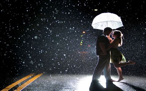 Rain Couple Wallpapers Top Free Rain Couple Backgrounds Wallpaperaccess