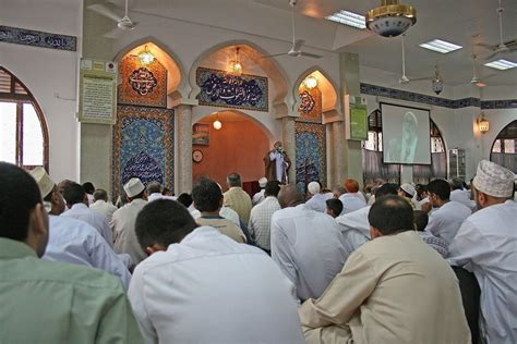 Khutbah jumat singkat ini mengajak kita semua untuk berbakti kepada ibu kita, dan memprioritaskan waktu kita untuk berbakti pada ibu kita. Adakah Menyebut "Amin" Ketika Khutbah Jumaat Dikira ...
