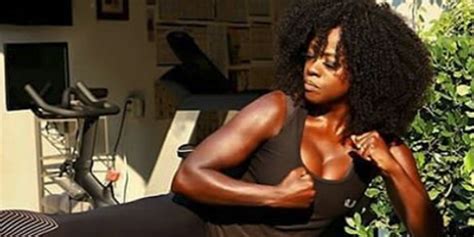 Viola Davis Looks So Freakin Ripped In Her Latest Workout Instagram
