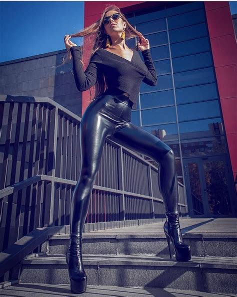 Pin By Planet Of Women On Leggings Shiny Leggings Outfit Sexy Leather Outfits Leather Pants