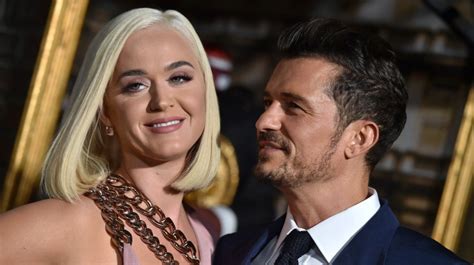 Katy and orlando have been dating on and off for three years since getting together at a golden globes after party in 2016. Orlando Bloom partage des détails adorables sur la petite ...