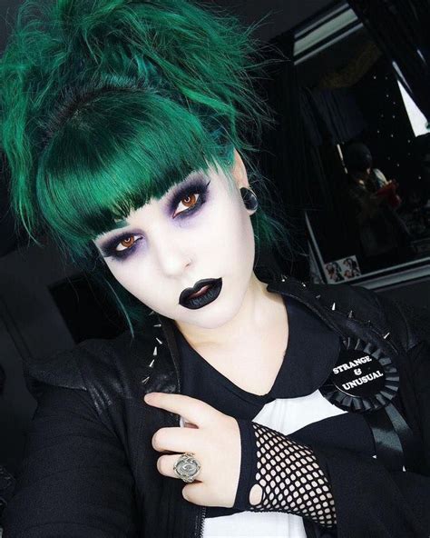 Goth Makeup Goals Gothic Hairstyles Goth Hair Punk Makeup