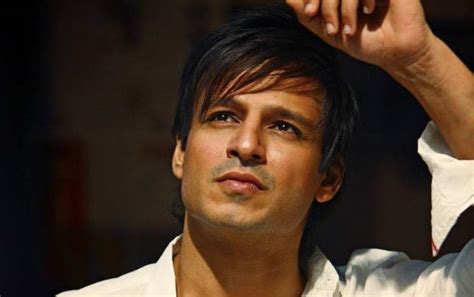 Vivek Oberoi House Address Phone Number Email Id Contact Details
