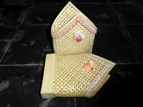 Wadah lampu hias anyaman wadah buah sayuran anyaman 24x14x10 cm | umkm eceng gondok cara mudah membuat lampu hias meja dari batok kelapa dan anyaman bambu osyin jaya 1.408 views5 months ago. Wadah Lampu Hias Anyaman - Cara Membuat Kap Lampu Dari ...