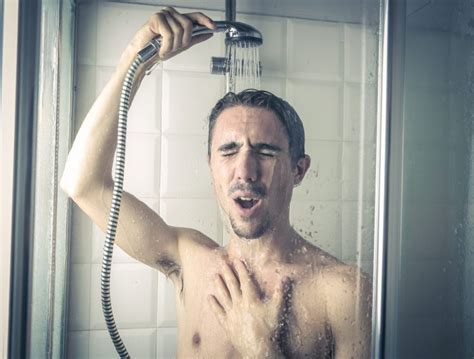 Kalt Duschen Die Körperlichen Und Geistigen Vorteile Cloudminded