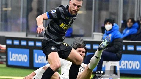 Initial reaction and random observations. JADWAL Liga Italia, Fiorentina vs Inter Milan: Skriniar ...