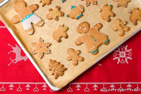 Add the vanilla and beaten egg yolks. Irish Gingerbread Christmas Cookies | Christmas cookies ...