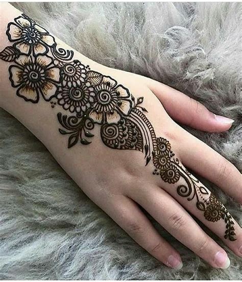13 Back Hand Mehndi Designs That Will Steal Your Heart Meesho