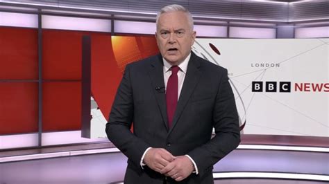 Huw Edwards Nude Pictures Scandal BBC News Announces His Resignation Before Retracting In On