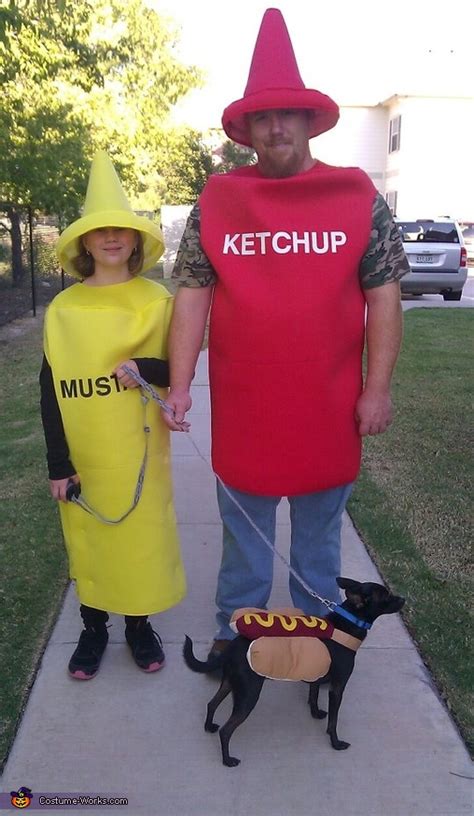 Hot Dog With Ketchup And Mustard Costume Last Minute Costume Ideas