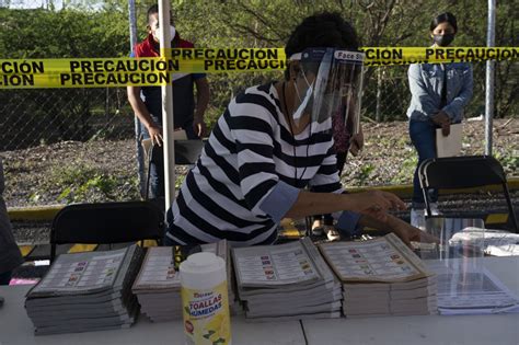 Elecciones 6 J Las imágenes de la jornada electoral en México Las
