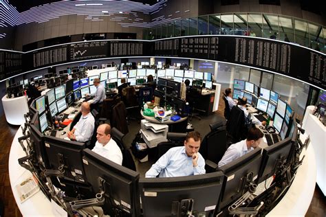 Saisonale effekte nutzen wann drücken die börsen auf pause? Frankfurter Börse | Ein Tag Deutschland