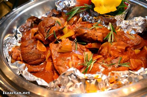 Proudly to say, red box & green box are one of themain sponsor of pwh music award, the malaysia's most prominent music award.red box created 3 different karaoke branding to fulfil various. Red Box and Green Box Karaoke Anniversary Promotion Launch ...