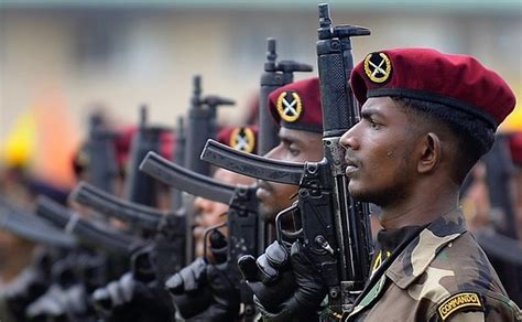 Sri Lankan Commandos Sri Lankan Army Commandos Stand At At Flickr